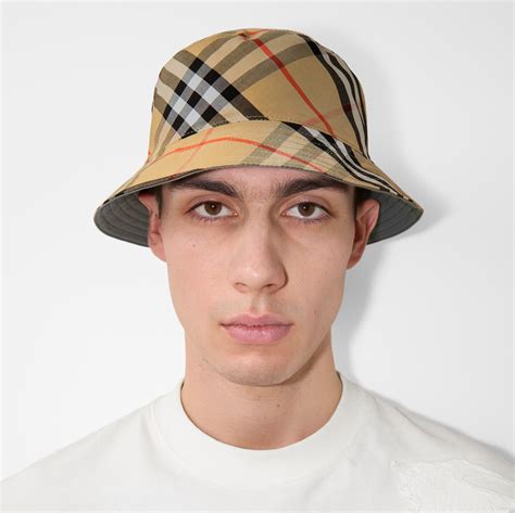 burberry reversible check hat